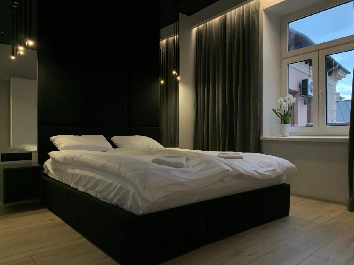 ALLURE PREMIUM APARTMENT — 2