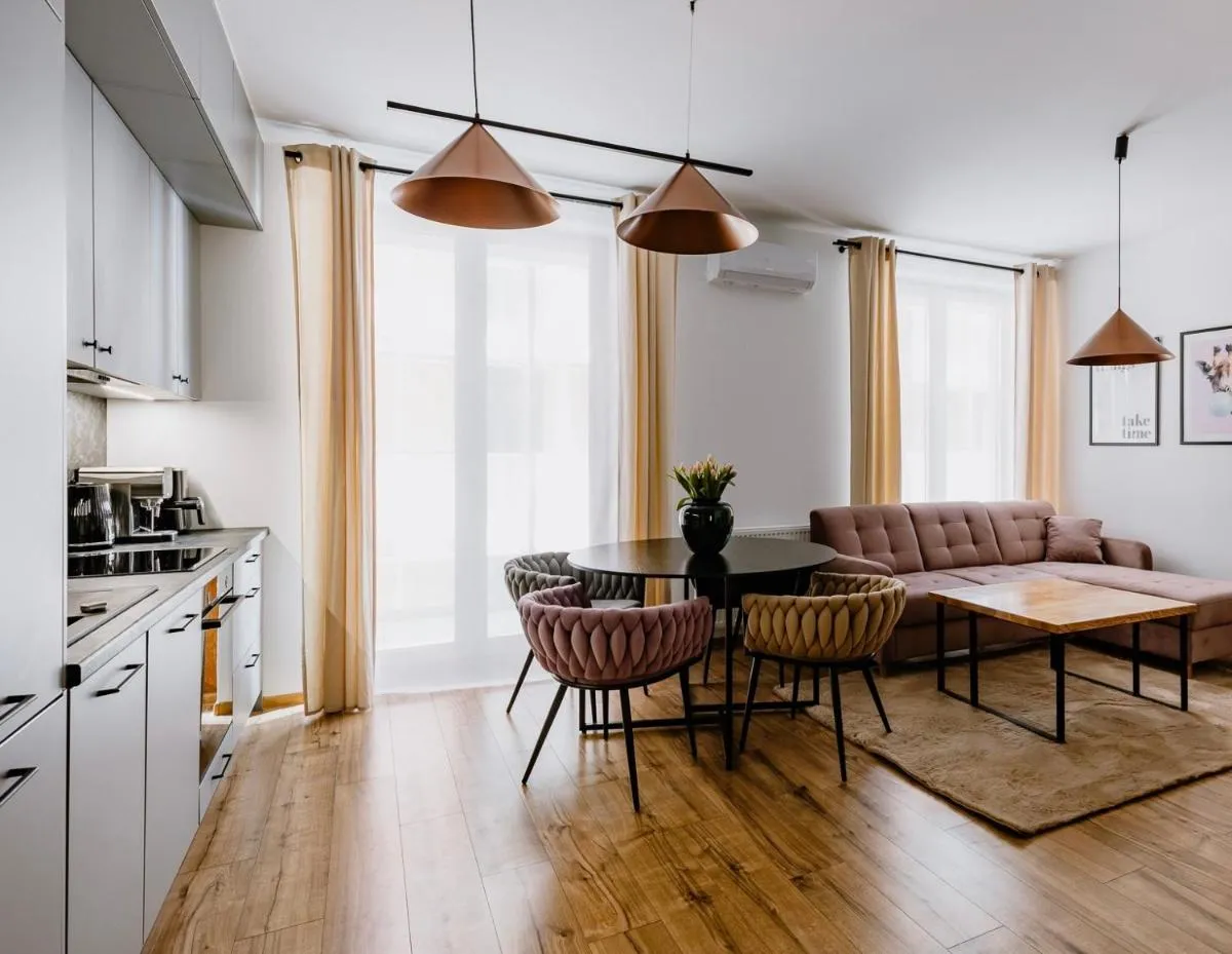 APARTAMENTY ARTE LUBLIN Rezydencja Ogród Saski 32 – faktura VAT — 2