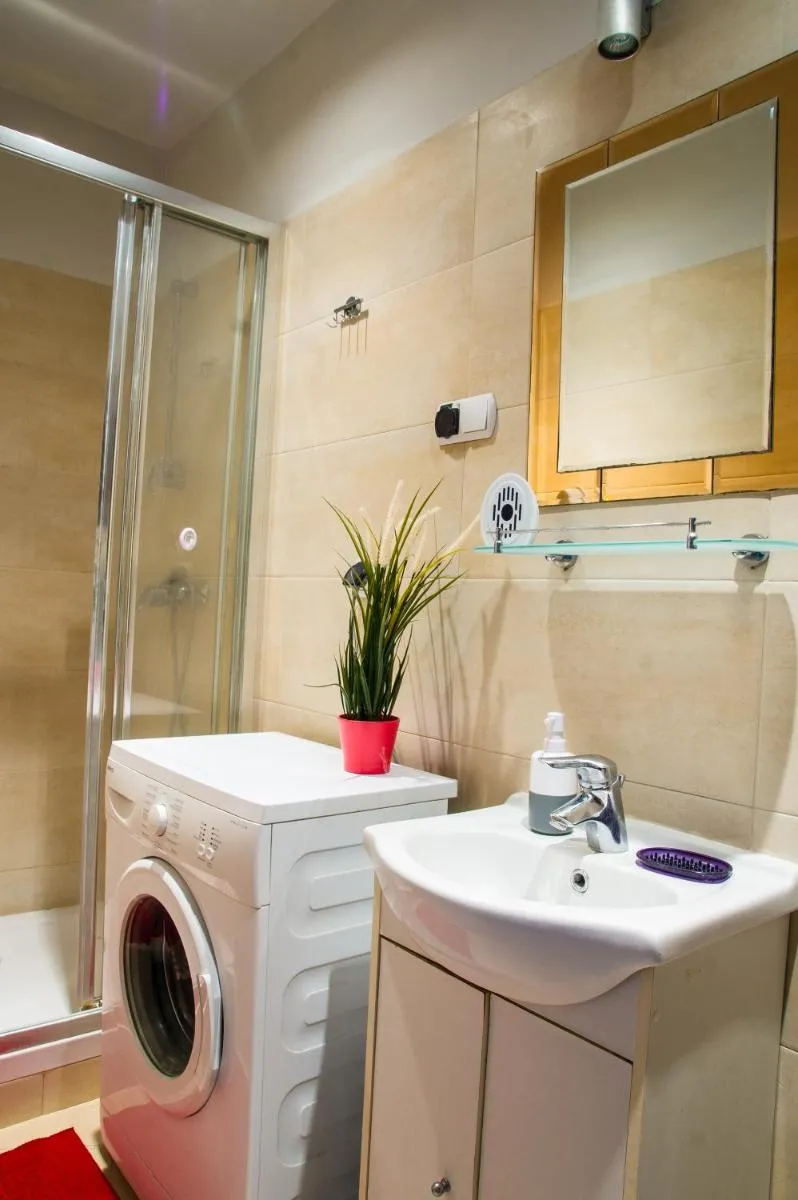 Apartament Brązowy Narutowicza 11 — 3