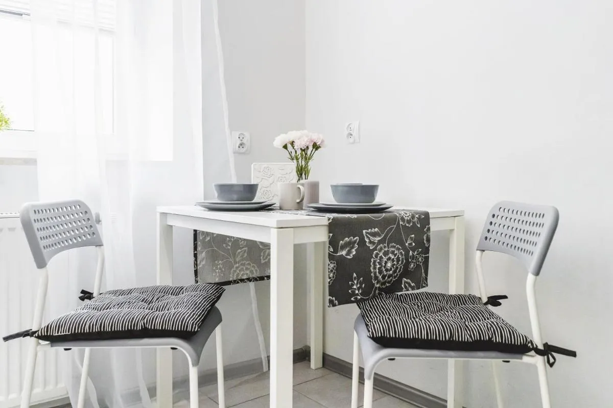 Apartament Fioletowy Krakowskie Przedmieście 26 — 7
