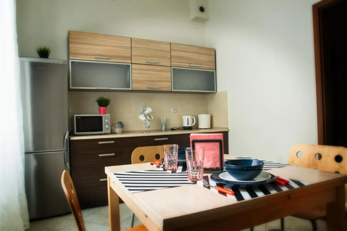Apartament Pomarańczowy Narutowicza 11 — 4
