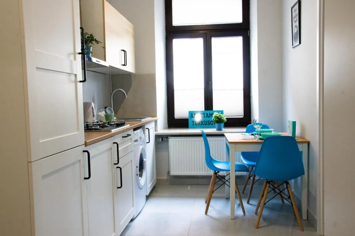 Apartament Turkusowy Świętoduska 12 — 4