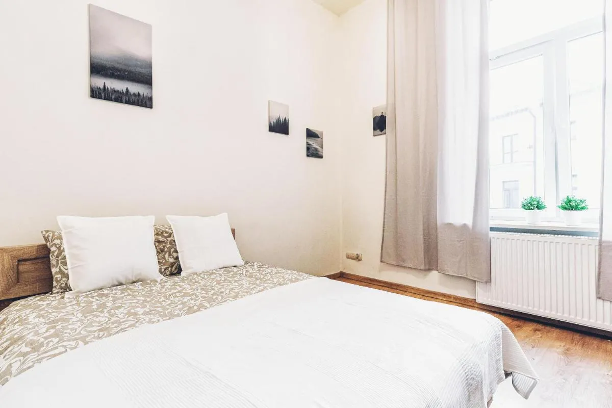 Apartament Żółty Narutowicza 11 — 2