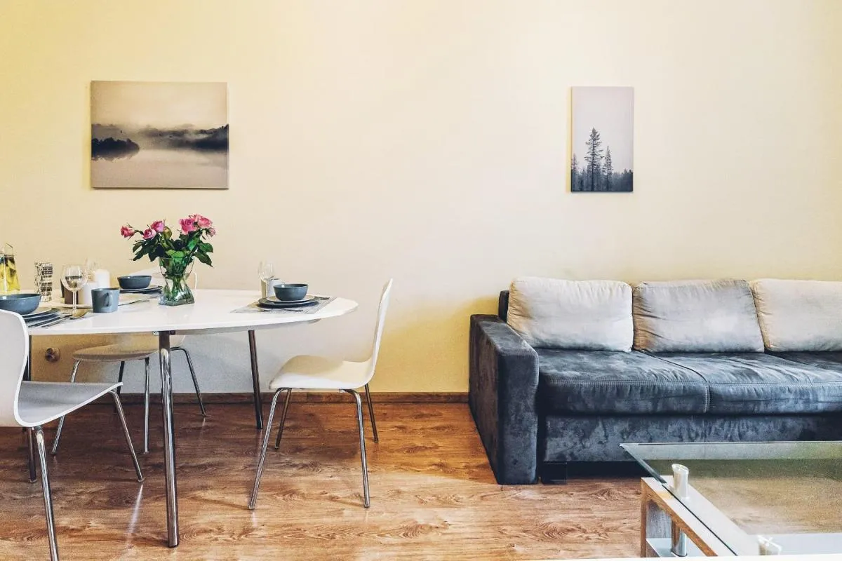 Apartament Żółty Narutowicza 11 — 6