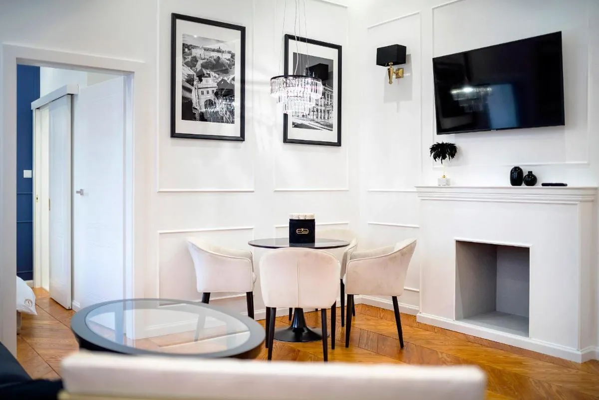 Apartamenty ARTE Lublin Niecała 11 – faktura VAT parking free — 5