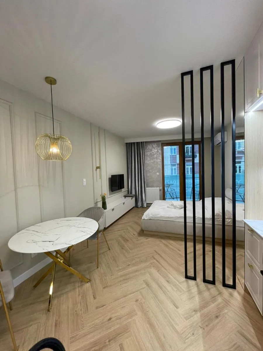 Apartamenty Ogród Saski 13 — 2