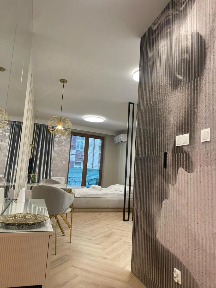 Apartamenty Ogród Saski 13 — 3