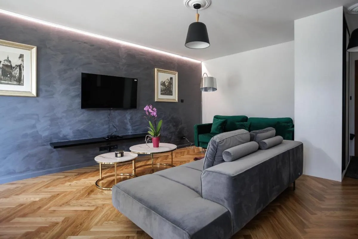 Art Apartamenty II Basen & SPA w CENTRUM z Balkonem, Faktura VAT — 3