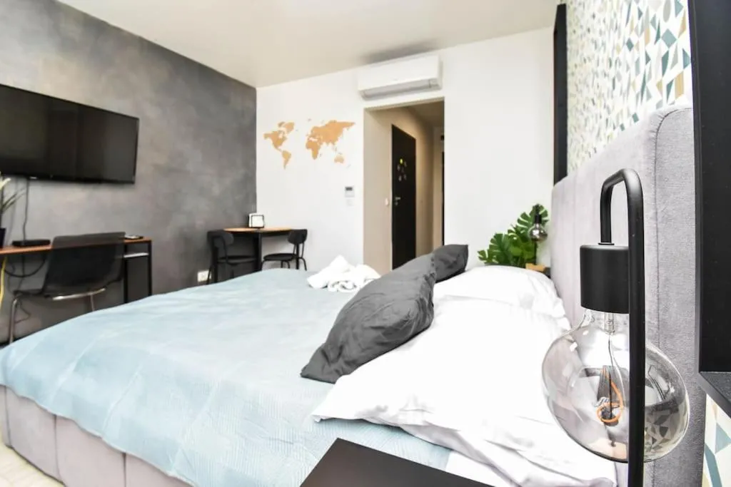 EASY RENT Apartments- Smart 705, 24h Check-in — 4