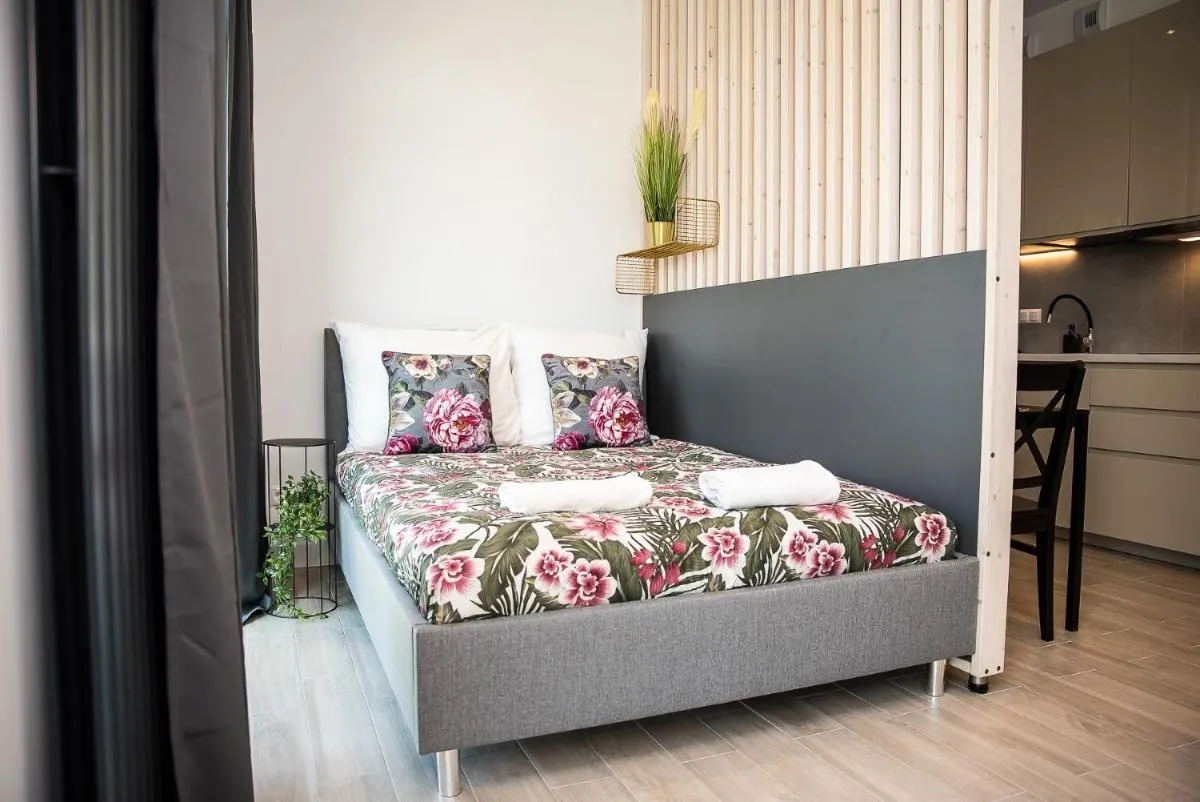 EASY RENT Apartments – BUSINESS CENTER 41, 24h Check-in — 5