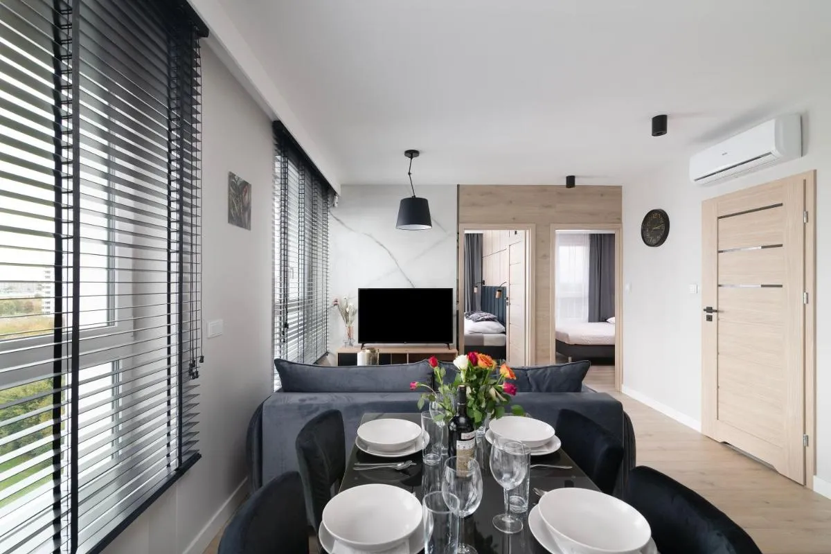 EASY RENT Apartments – Kompozytorów Old Town View, Free Parking, 24h Check-in — 5