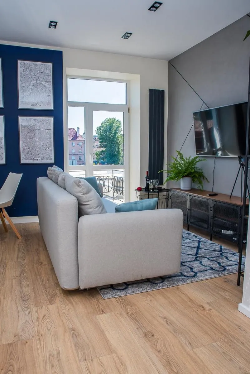 EASY RENT Apartments – Plac Targowy, Centrum 24h Check-in, Widok na Zamek — 5