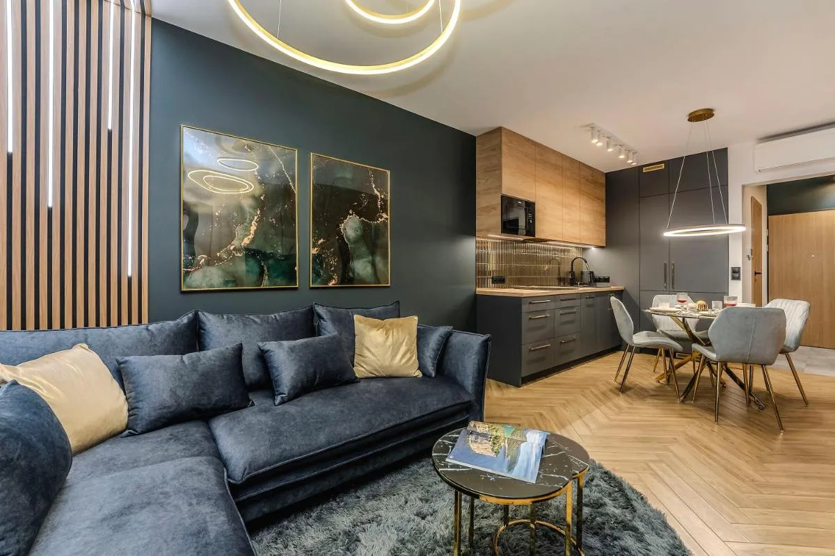 EASY RENT Apartments – Reduta 110, Free Parking, 24h Check-in — 2