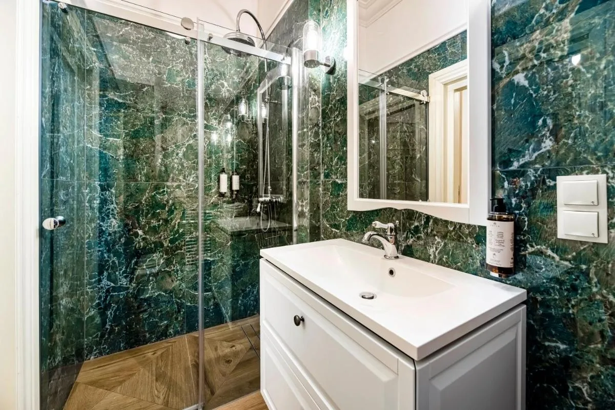 EASY RENT- Fontana Boutique Premium Plac Zamkowy — 3