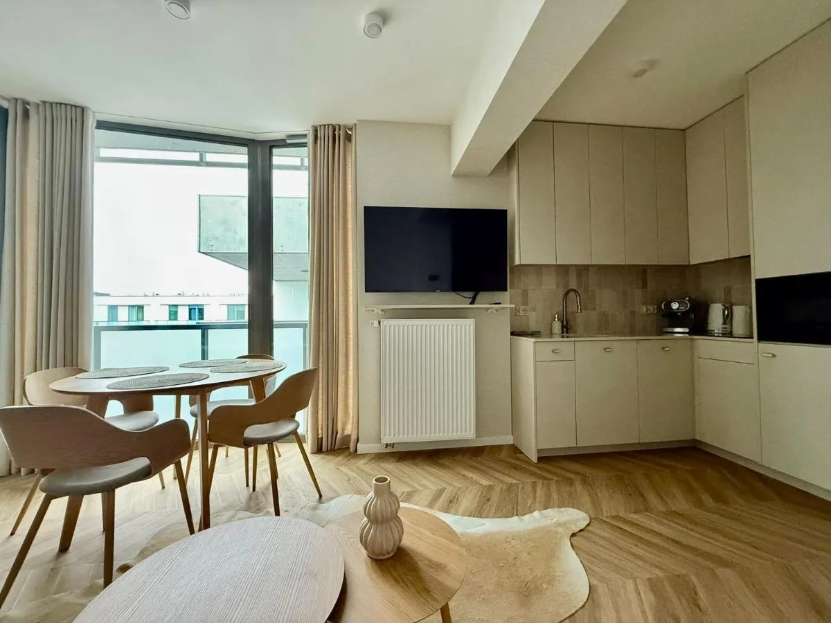 EASY RENT- Reduta 181 CityCenter 24h Check-in — 5