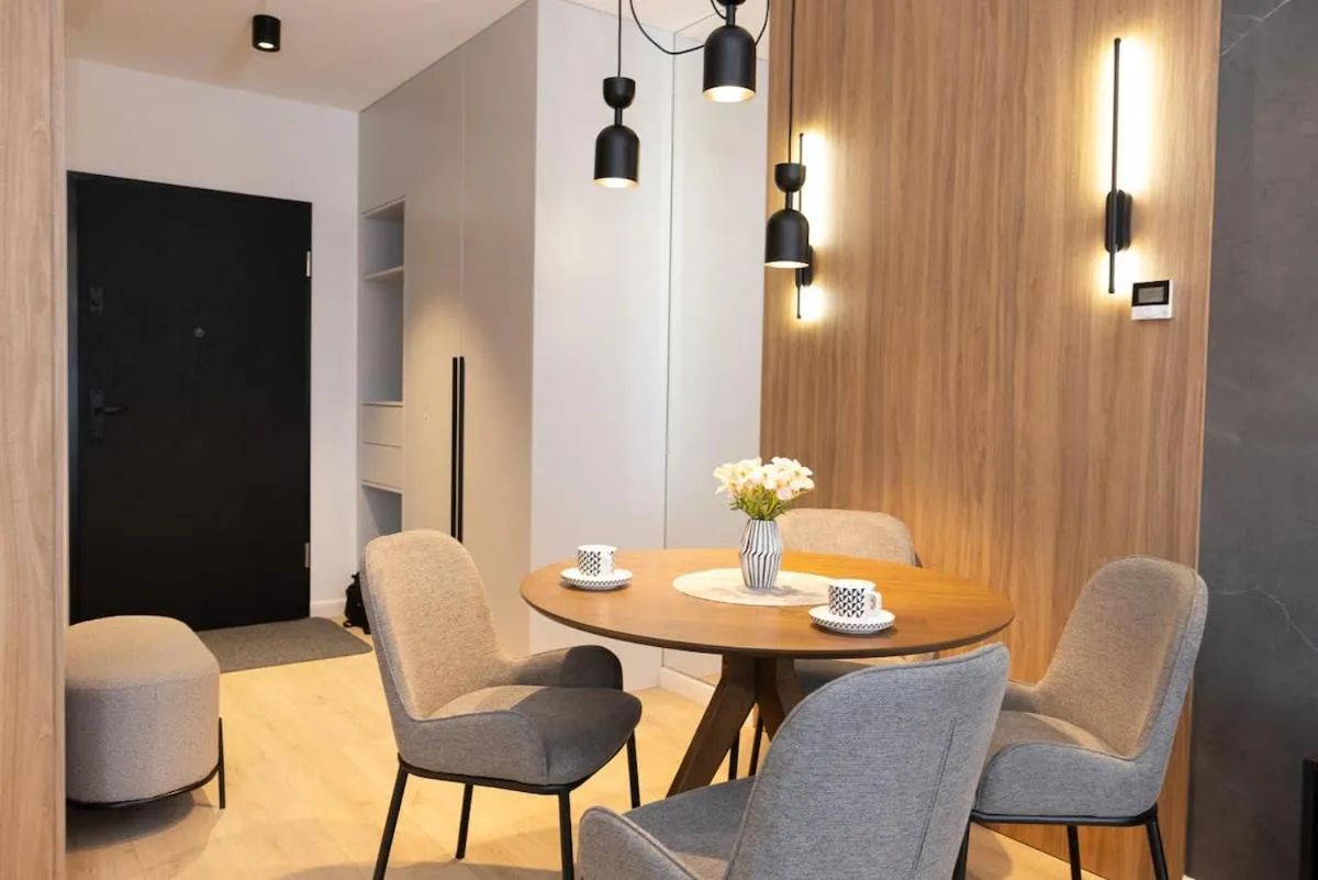 EASY RENT- Wieniawska4U Centrum, Free Parking — 2