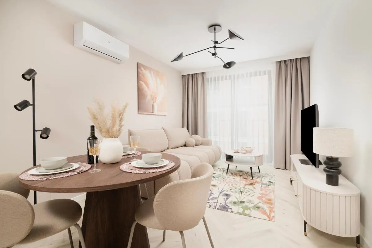 EASY RENT- Wieniawska 112 Free Parking, Centrum — 2