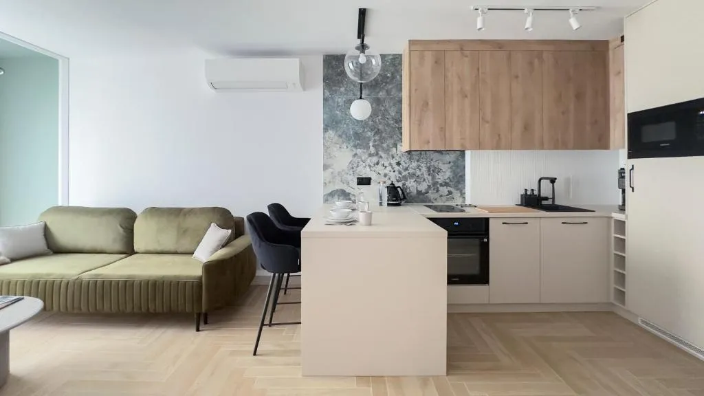 EASY RENT- Wieniawska 40 Free Parking, Centrum
