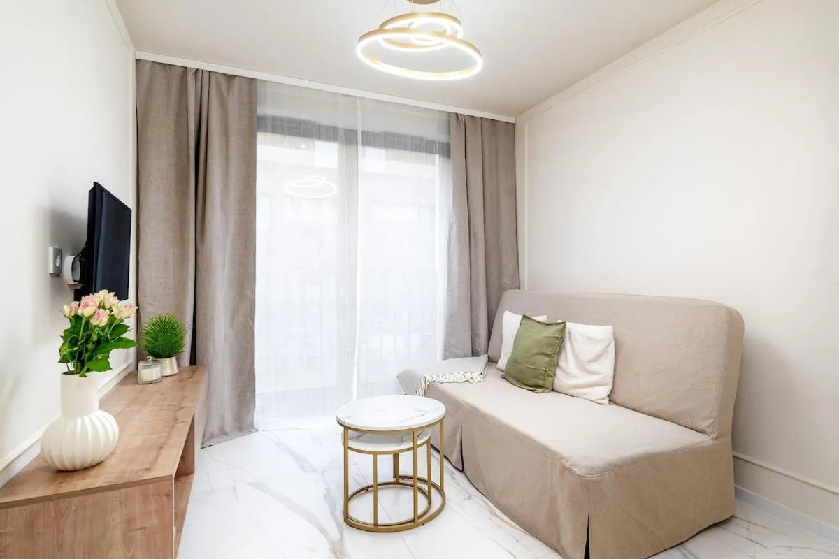 EASY RENT- Wieniawska 53 Centrum 24h Check-in — 5
