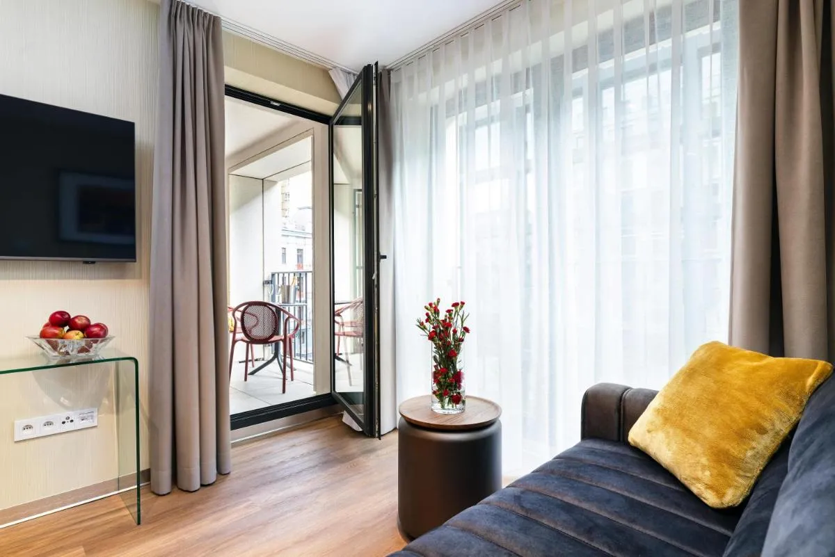 EASY RENT- Wieniawska TailorART — 7
