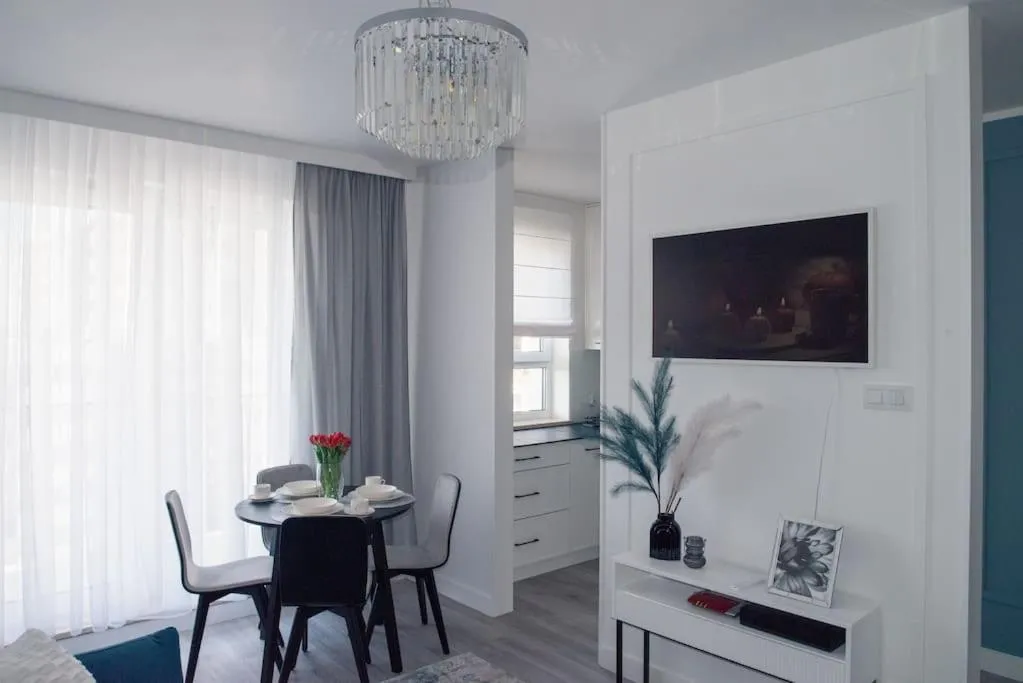 EASY RENT- Wrońska 3D, Free Parking, 24h Check-in — 3