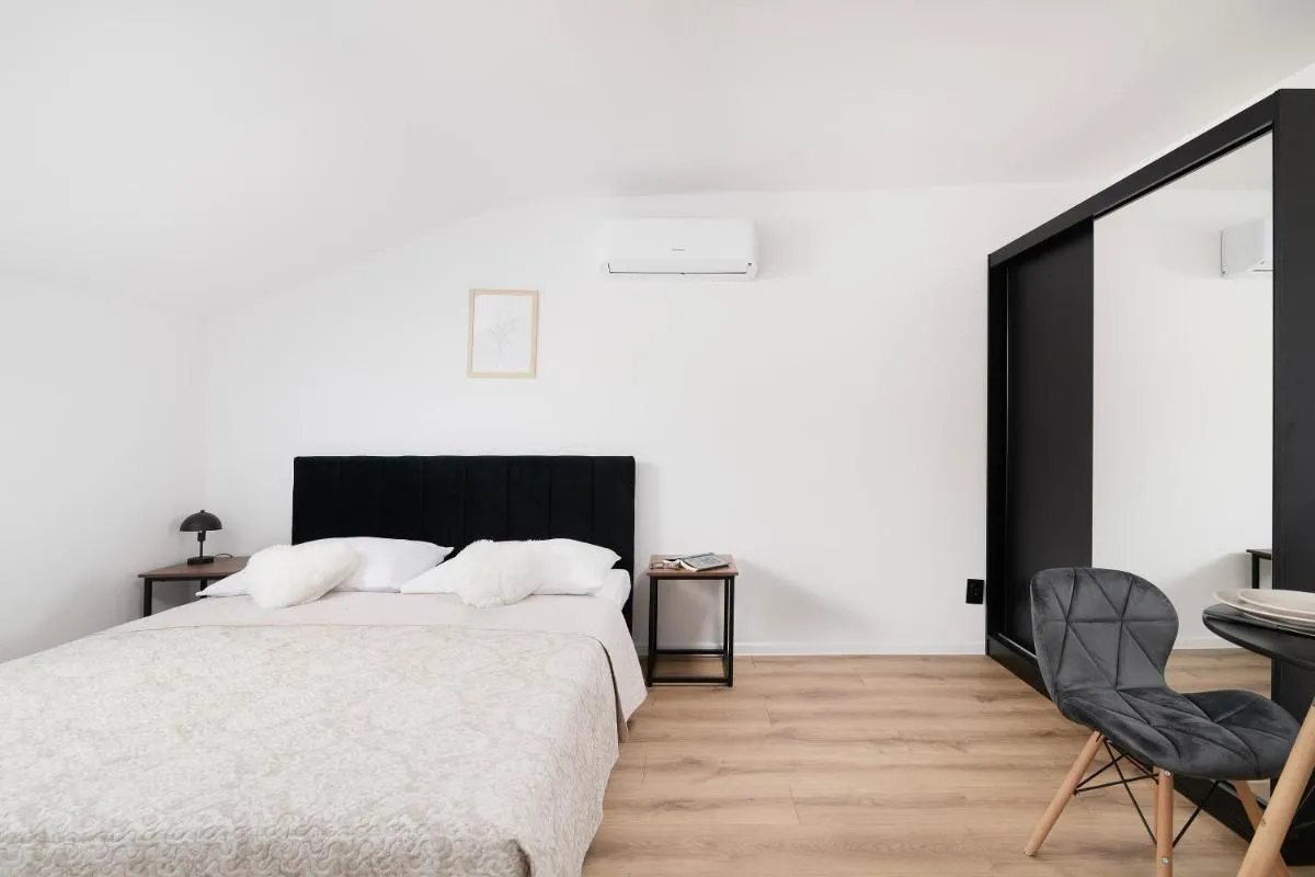 EASY RENT – Lubartowska 11 — 7