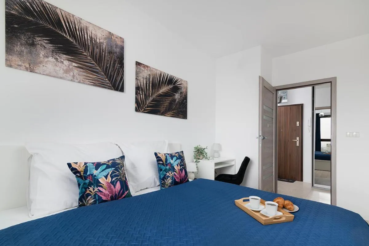 Easy Rent- Metropolitan 75 Hala Globus, 24h Check-in, Zana — 2