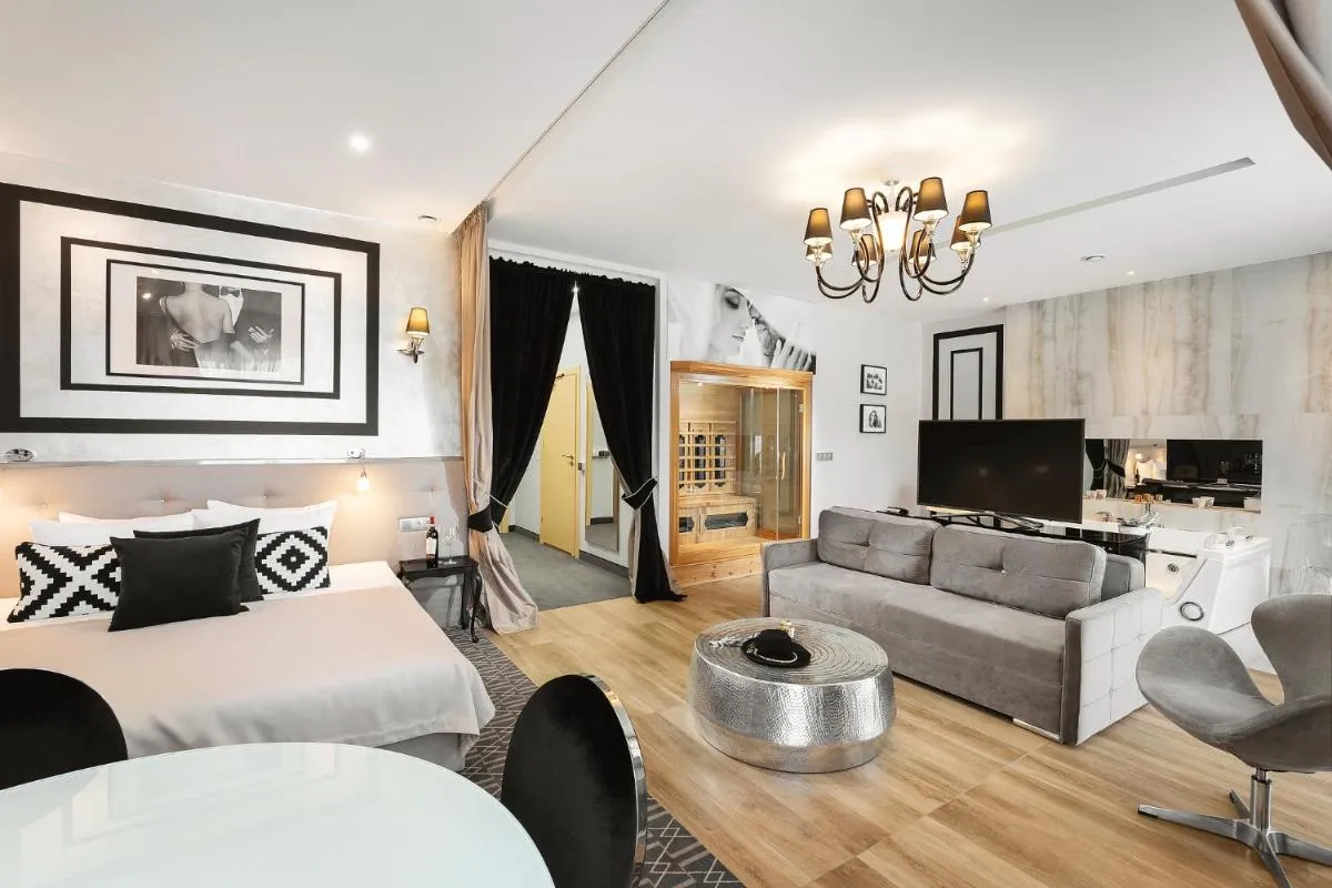 Hotel Atelia — 5