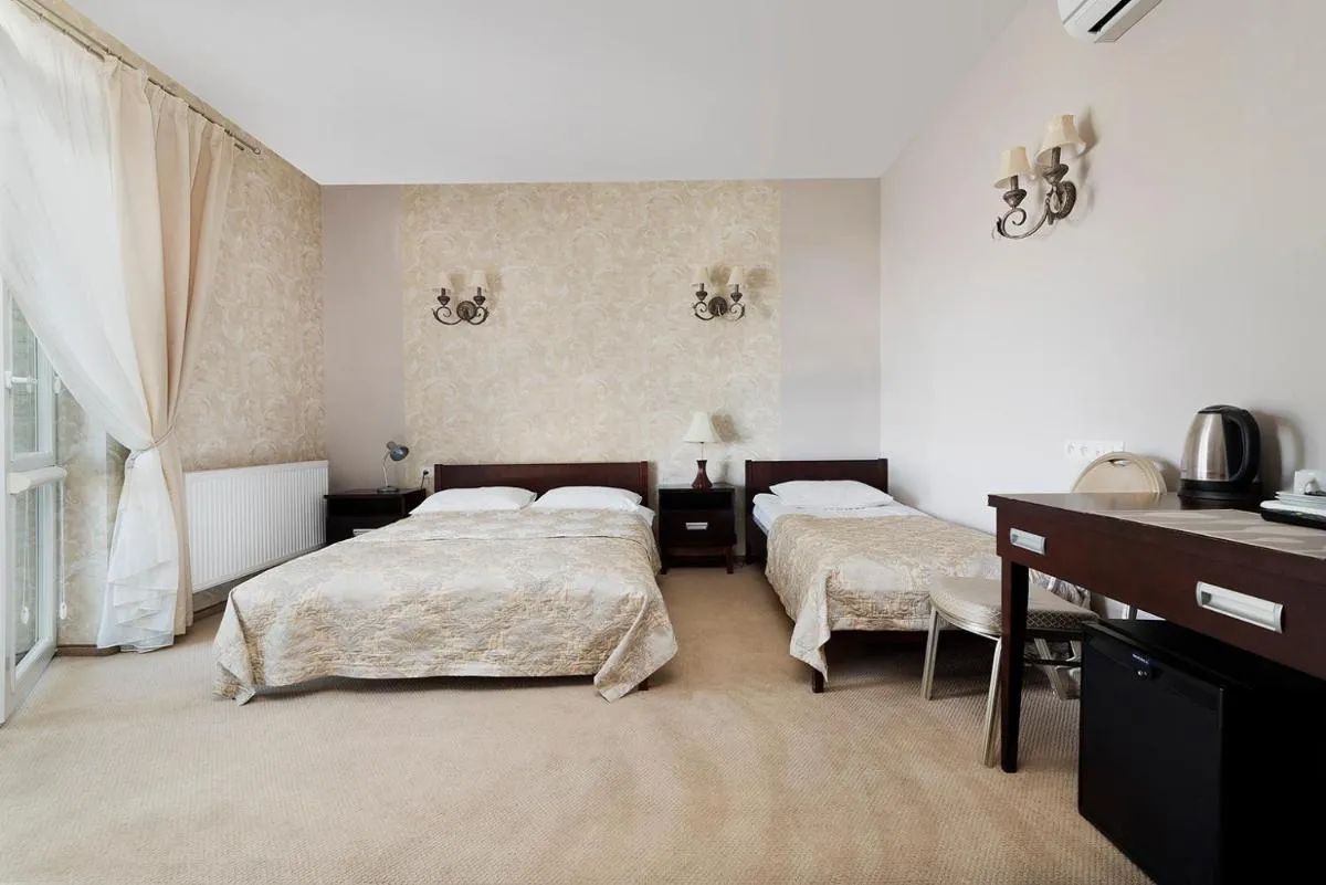Hotel Pod Kasztanami — 5