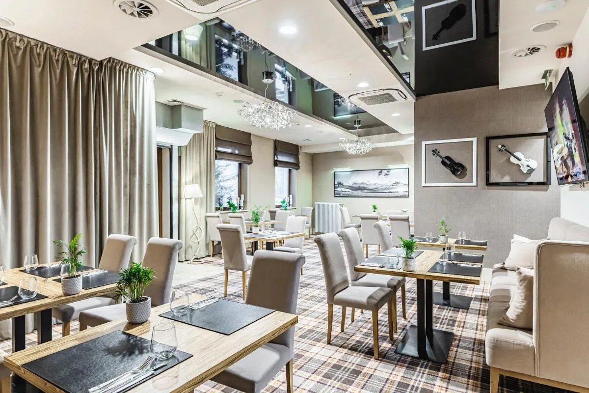 Hotel Wieniawski — 5