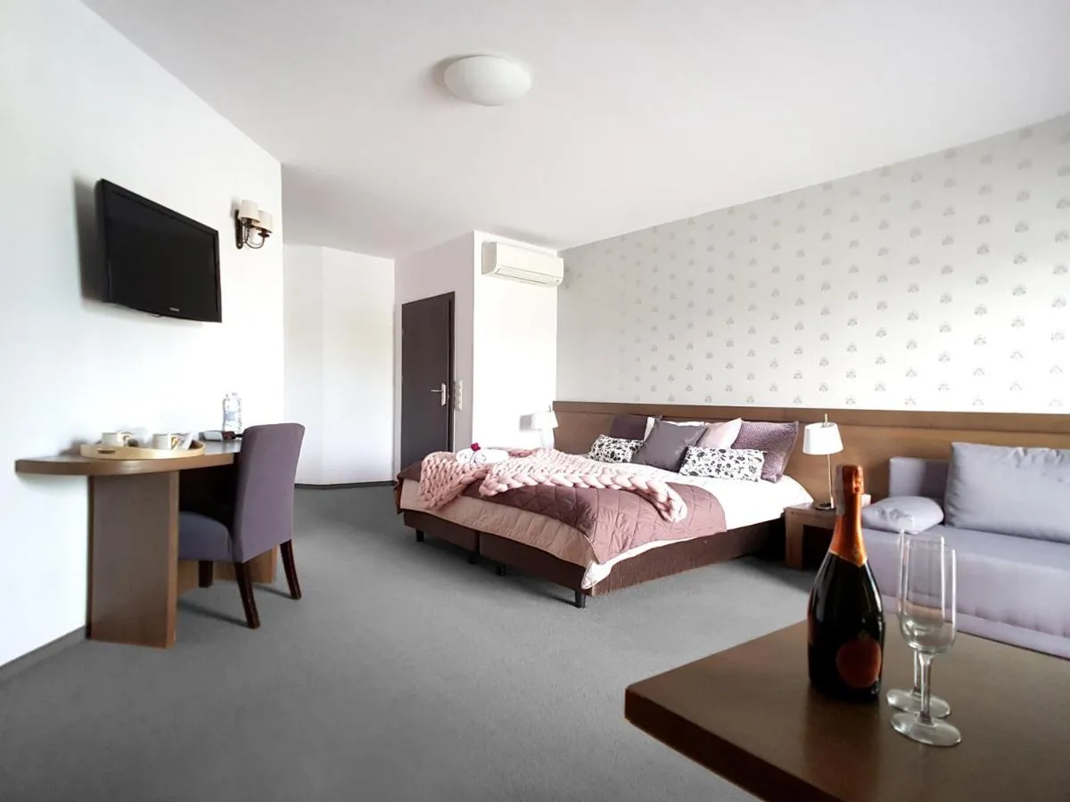 Hotel Willowa — 5