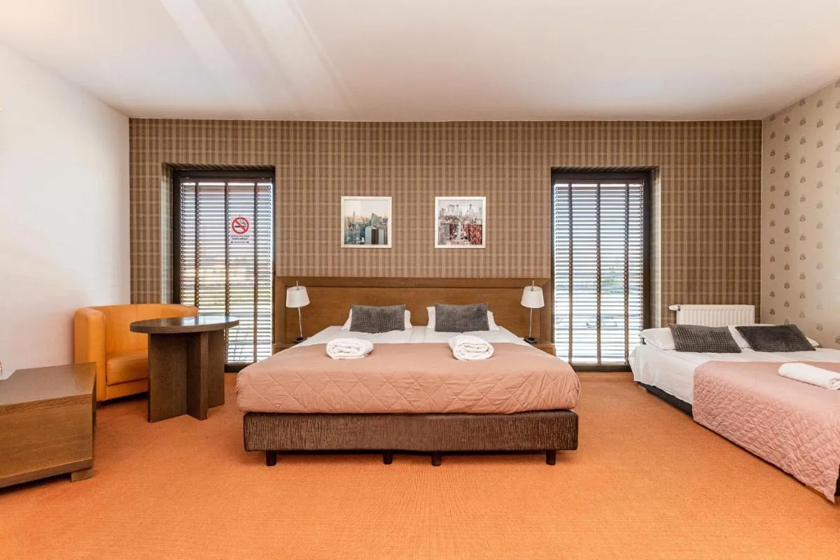 Hotel Willowa — 7