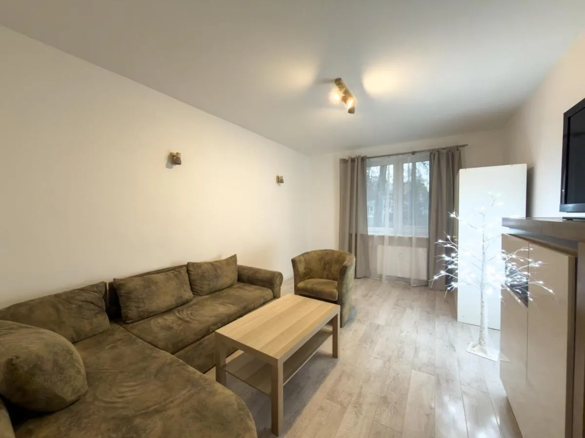 Komfortowe 2 pokoje 45 m, LSM, strzeżony parking w cenie — 2