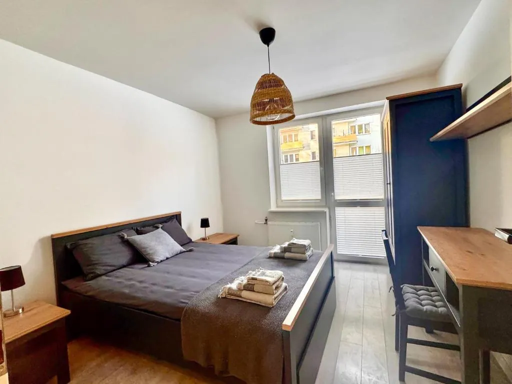 Komfortowe 2 pokoje 45 m, LSM, strzeżony parking w cenie
