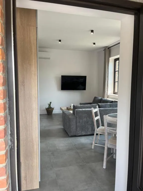 Neighbourhood Apartment
