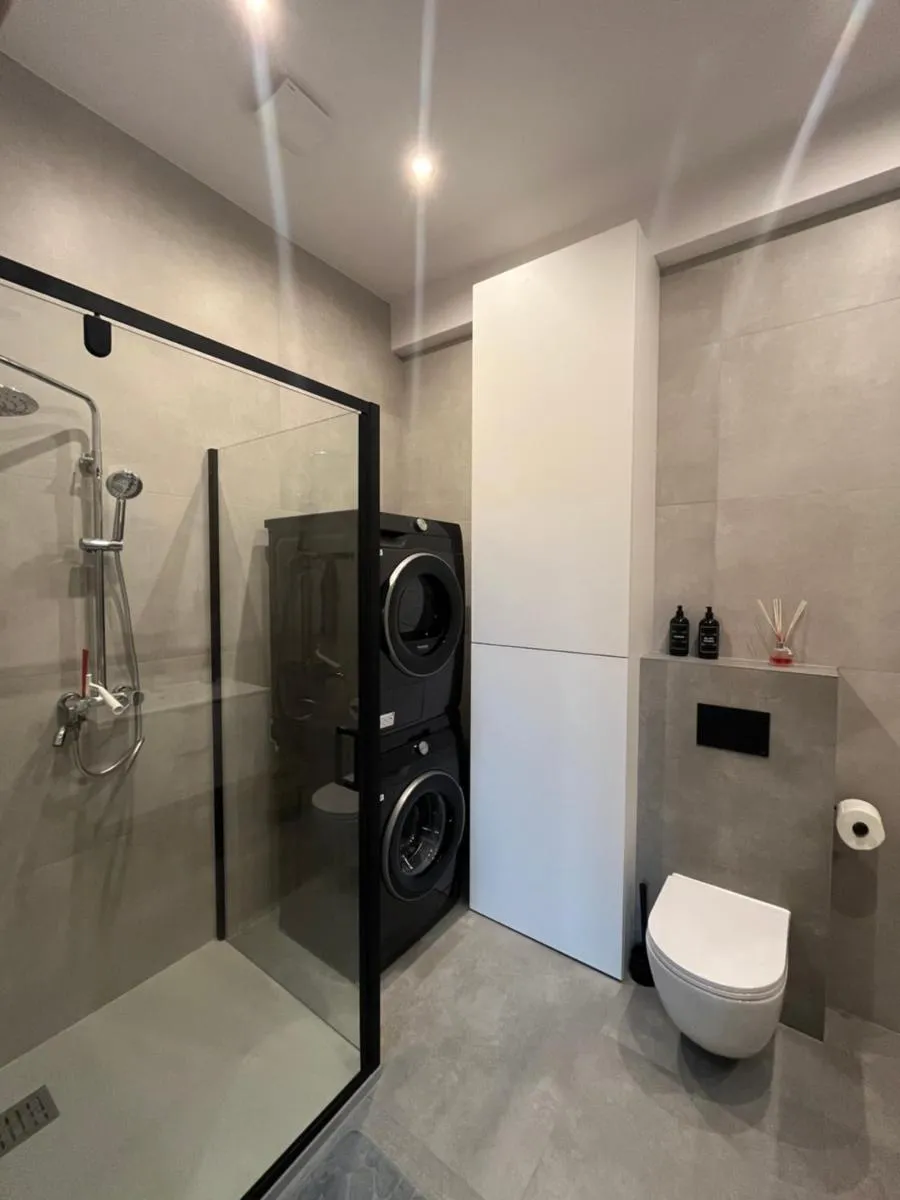 Neighbourhood Apartment — 3