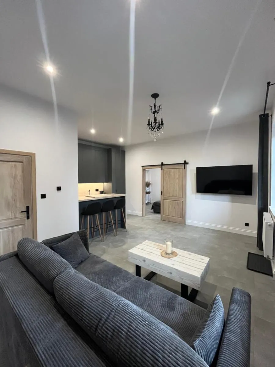 Neighbourhood Apartment — 5