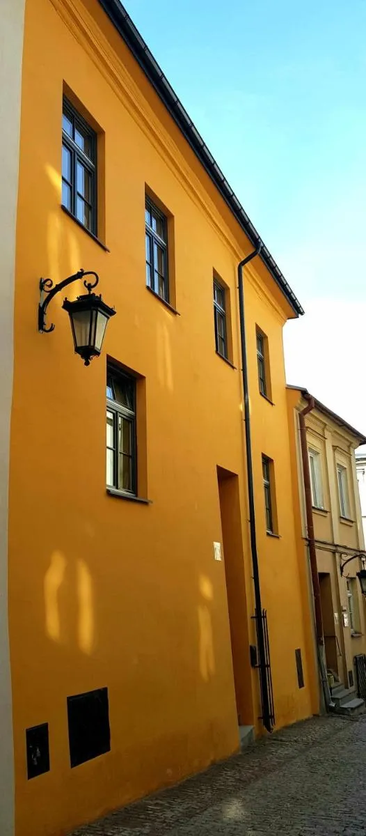 Olejna 12 — 6
