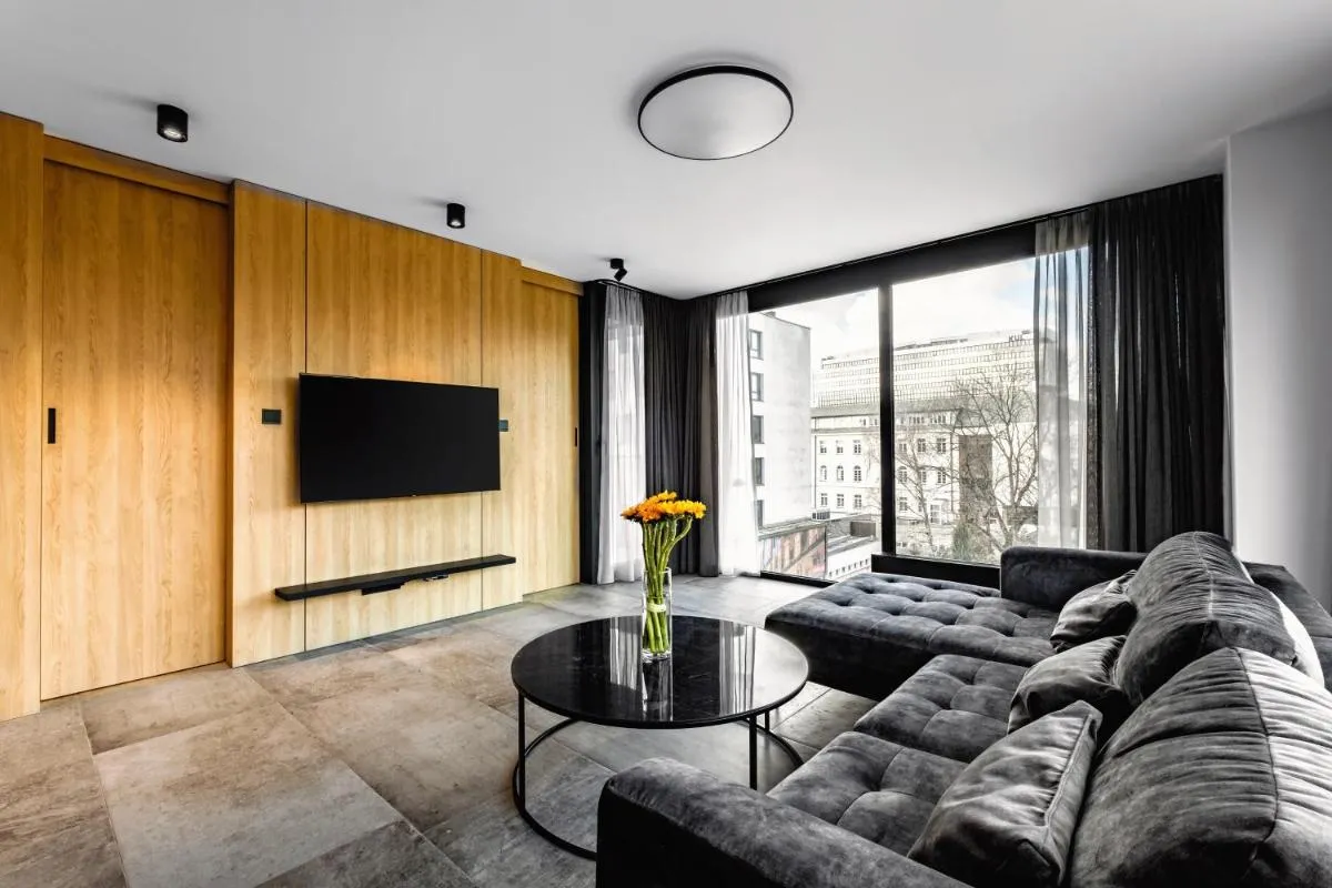 PLATiNIUM RESIDENCE&SPA BASEN-SAUNA “BEST VIEW” CENTER — 6