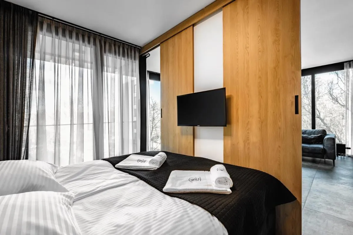 PLATiNIUM RESIDENCE&SPA BASEN-SAUNA “BEST VIEW” CENTER — 2