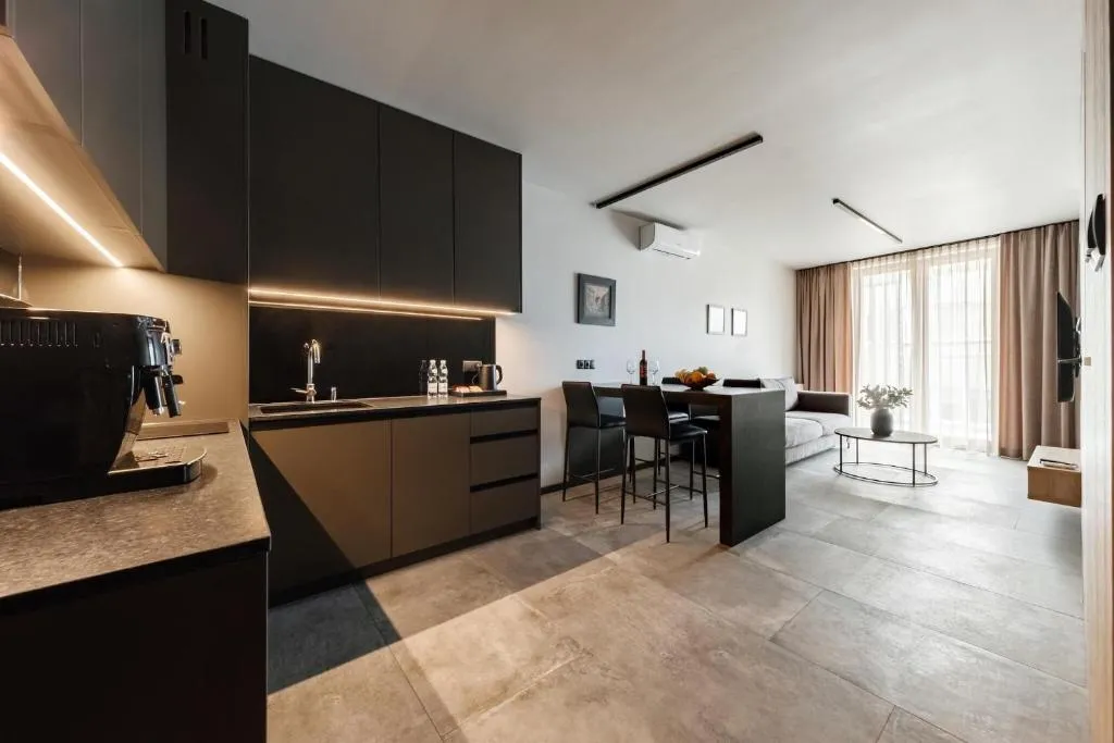 PLATiNiUM RESiDENCE GARDEN SASKI – “CENTRUM”