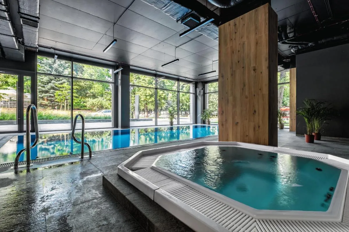 Prestige Luxury Spa Suite- Basen, Jacuzzi, Sauna & Prywatne Miejsce Parkingowe — 5