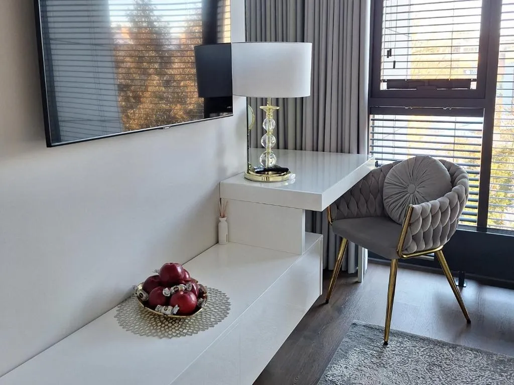 UNIA ART Apartament 61 -BASEN I SPA