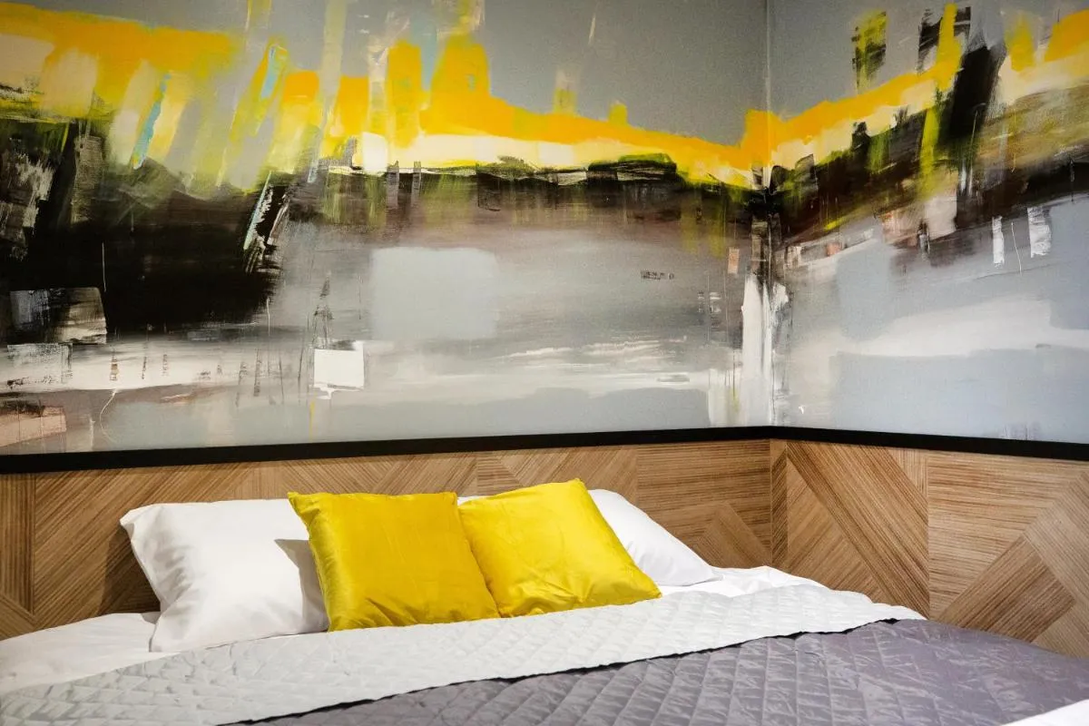 iroom — 2